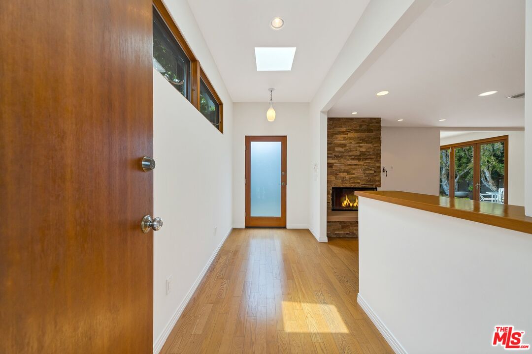 4087 Van Buren Pl