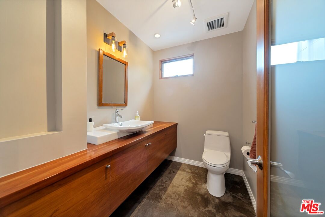 4087 Van Buren Pl