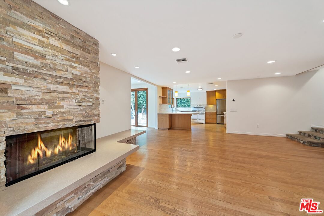 4087 Van Buren Pl