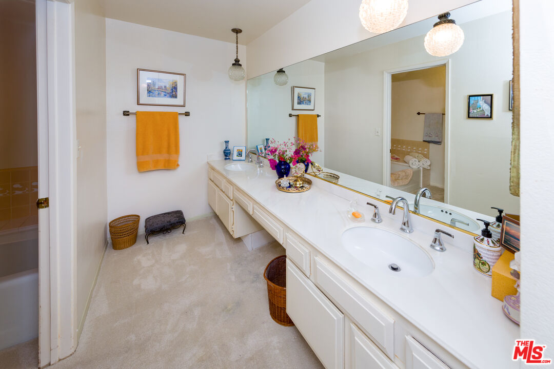 4350 Via Dolce Unit: 109