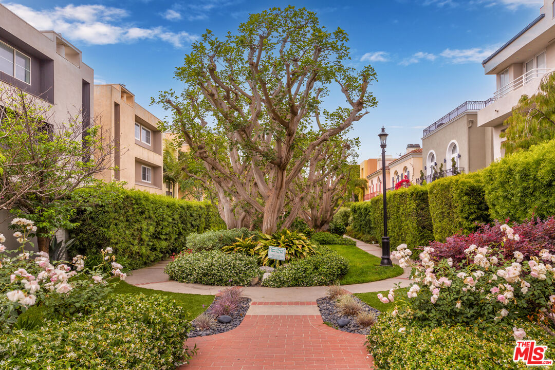 4350 Via Dolce Unit: 109