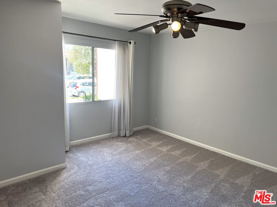 6050 Canterbury Dr Unit: F111