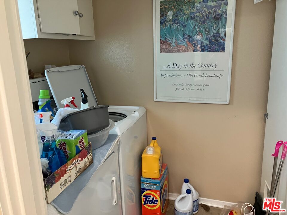4315 Redwood Ave Unit: 1
