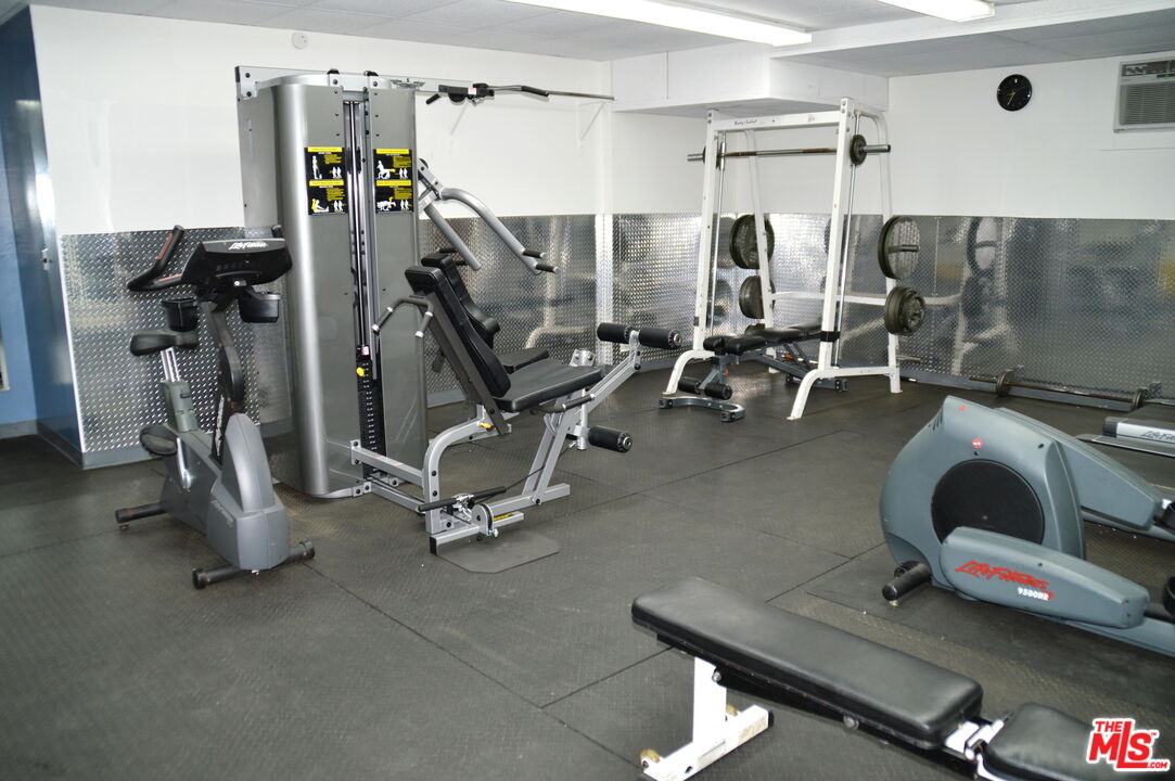 5950 Canterbury Dr Unit: C212