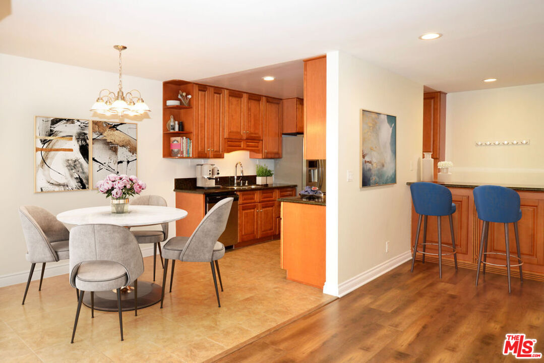 5950 Canterbury Dr Unit: C212