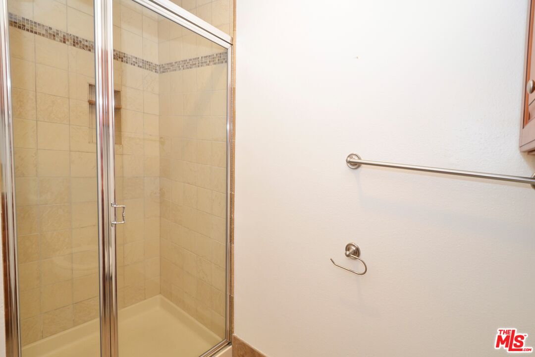 5950 Canterbury Dr Unit: C212