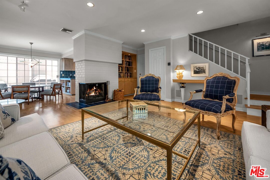 1426 California Ave Unit: 2