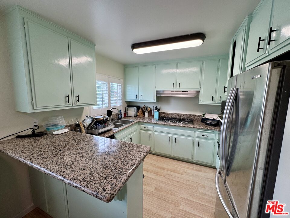 5215 Sepulveda Blvd Unit: 15D