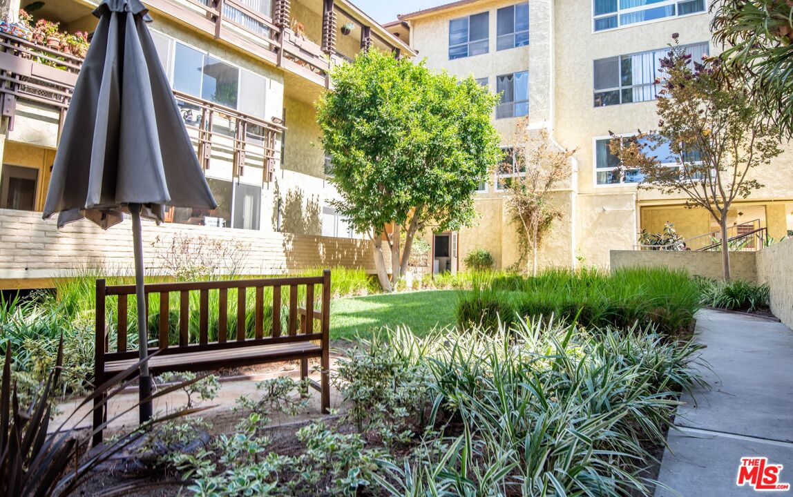 6225 Canterbury Dr Unit: 311