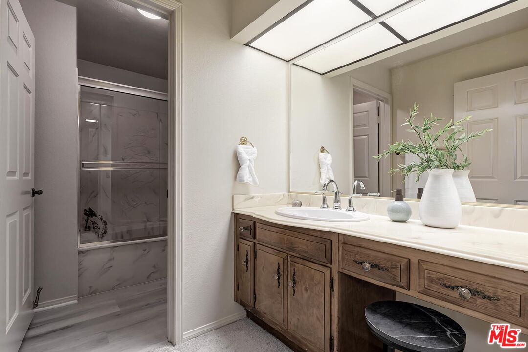 8515 Falmouth Ave Unit: 301