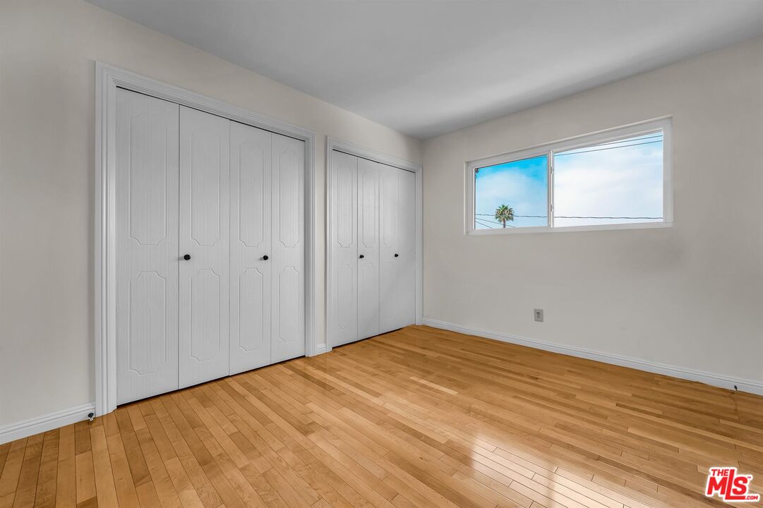 5215 S Sepulveda Blvd Unit: 11D