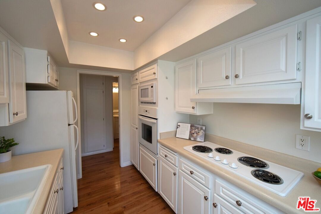 5870 Green Valley Cir Unit: 230