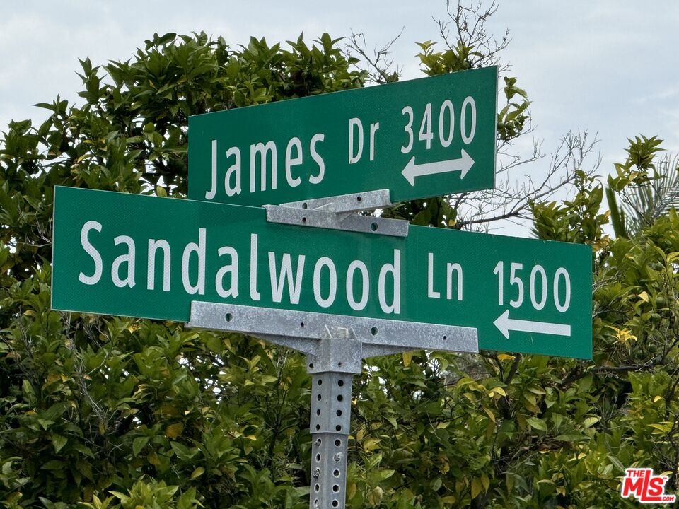 1510 Sandalwood Ln