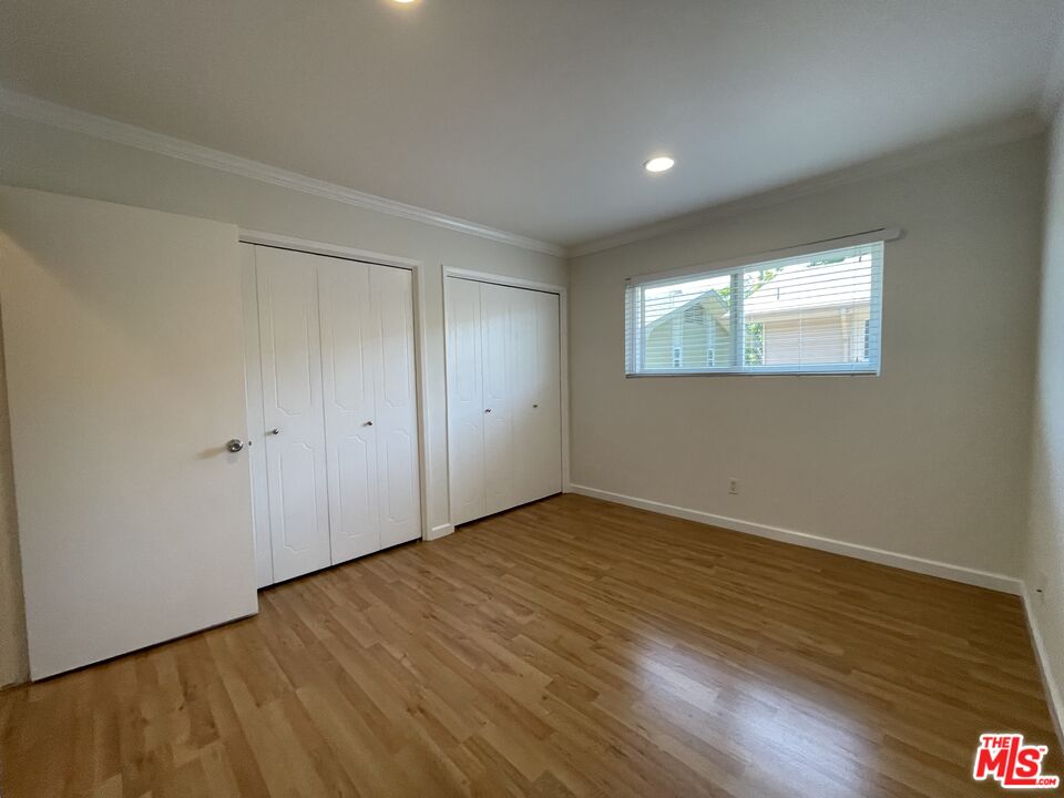 5215 S Sepulveda Blvd Unit: 4F