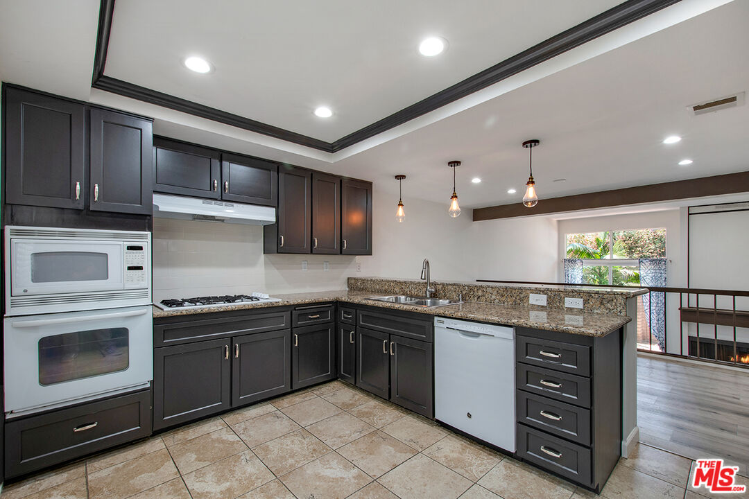 4758 La Villa Marina Unit: B