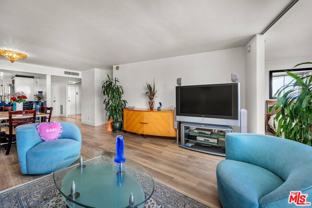 4267 Marina City Dr Unit: 1110