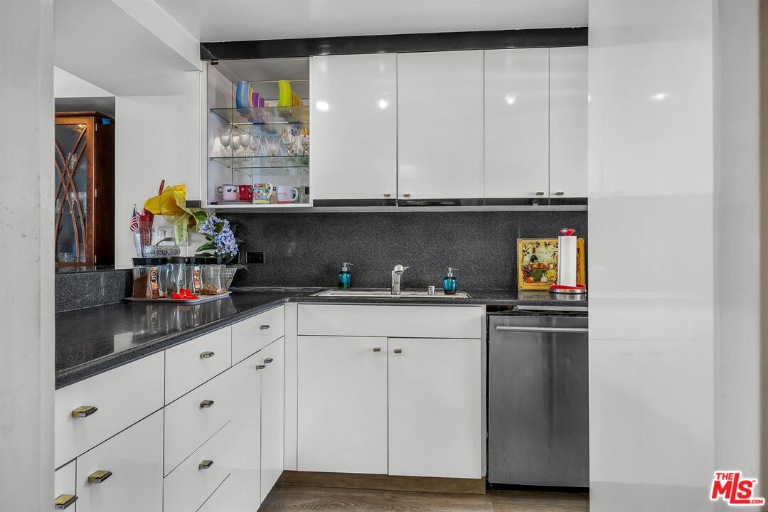 4267 Marina City Dr Unit: 1110