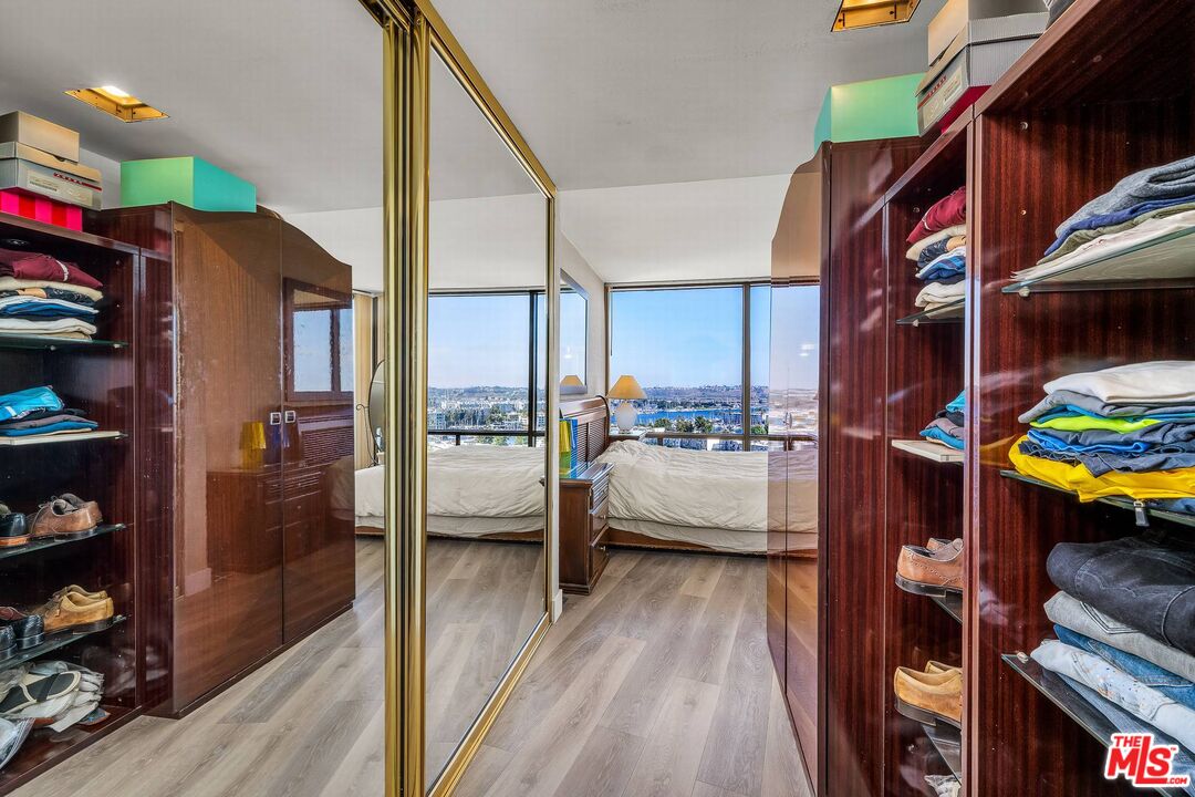4267 Marina City Dr Unit: 1110