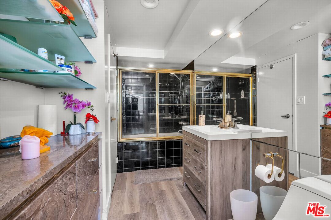 4267 Marina City Dr Unit: 1110