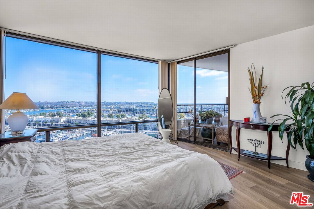 4267 Marina City Dr Unit: 1110