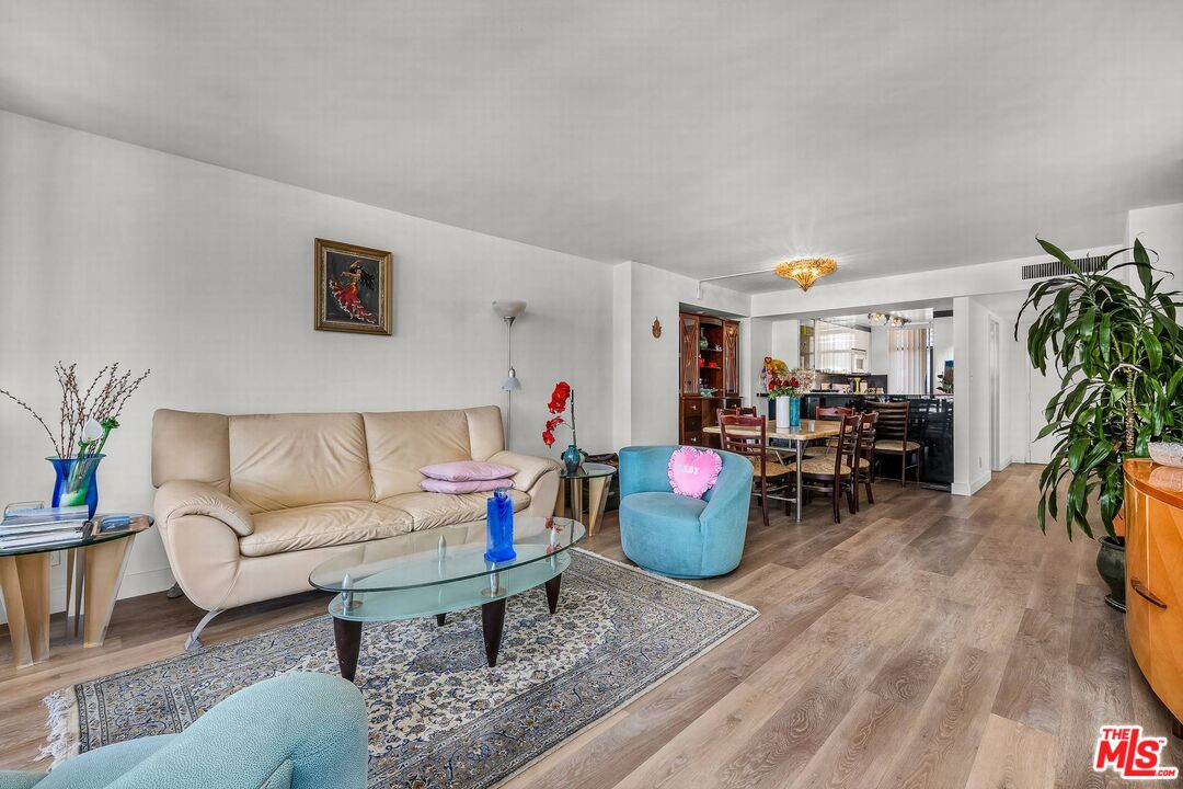 4267 Marina City Dr Unit: 1110