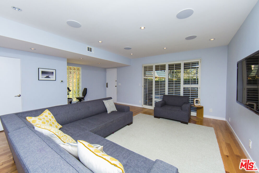 13210 Admiral Ave Unit: A