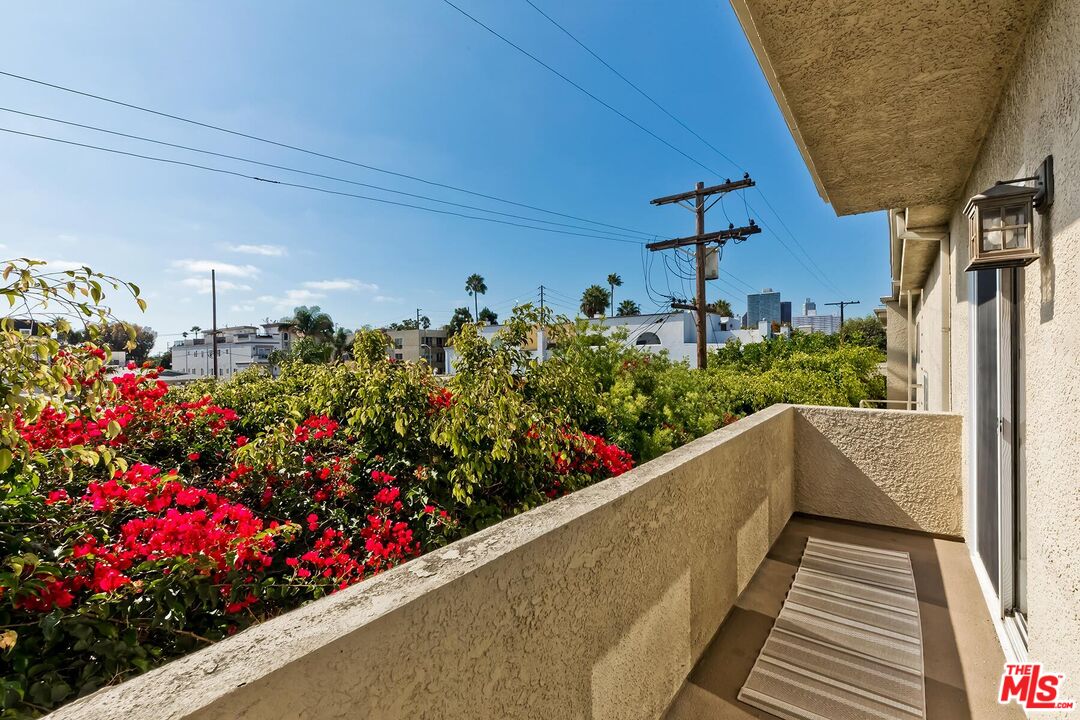 1731 Barry Ave Unit: 110