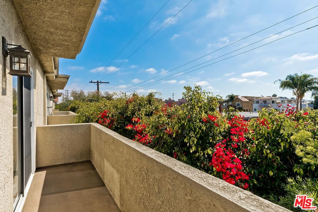 1731 Barry Ave Unit: 110