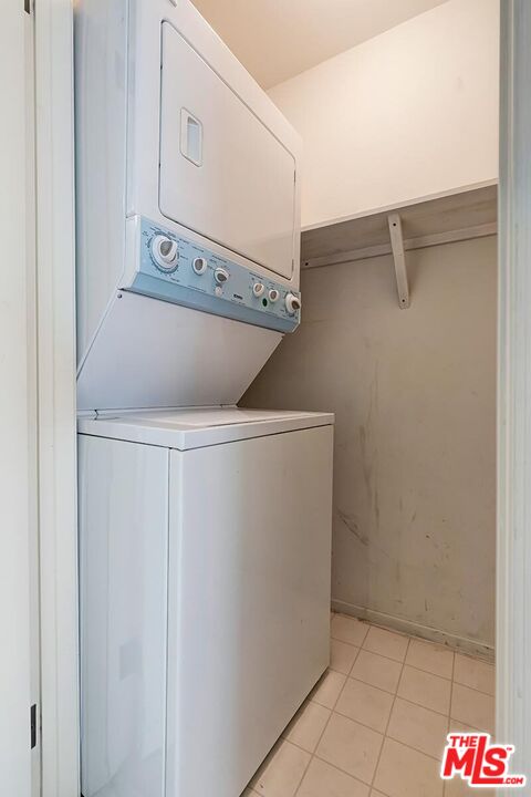 1731 Barry Ave Unit: 110