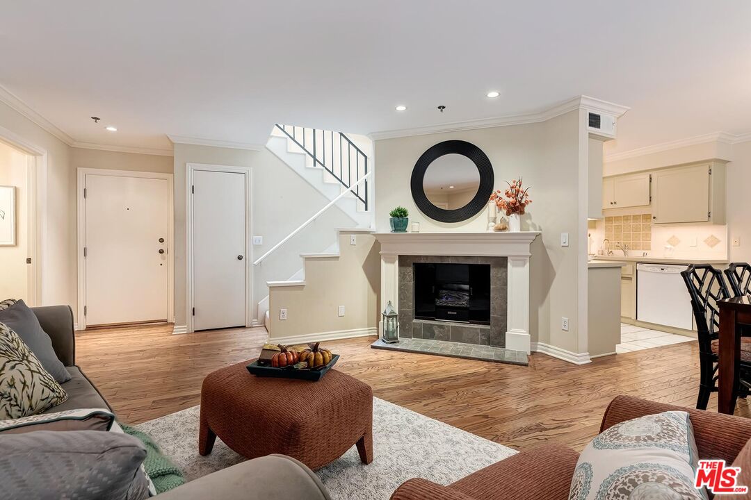 1731 Barry Ave Unit: 110