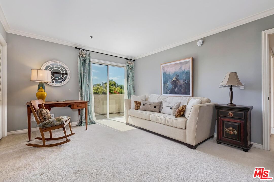 1731 Barry Ave Unit: 110
