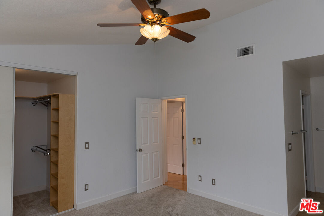 9 Campton Pl