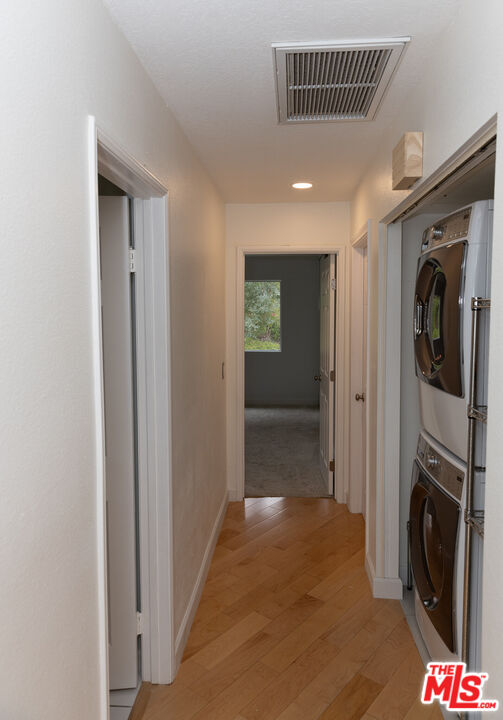 9 Campton Pl