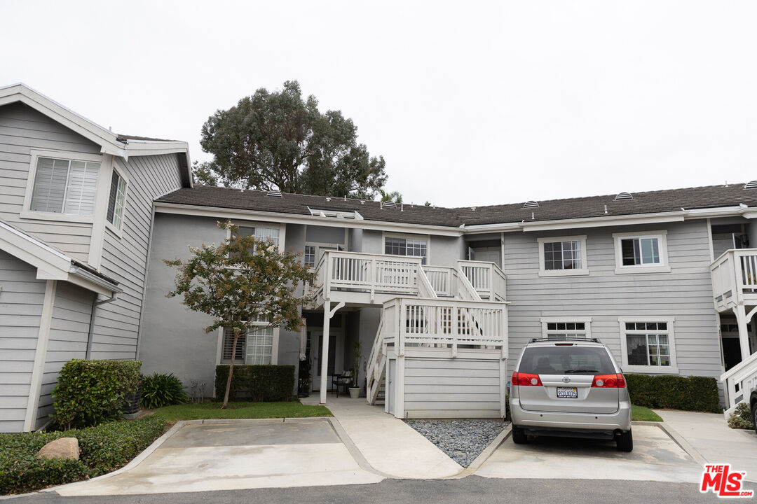 9 Campton Pl