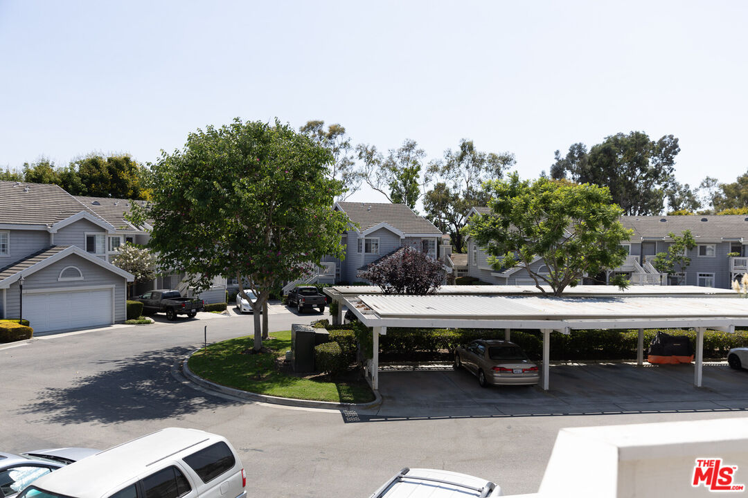 9 Campton Pl