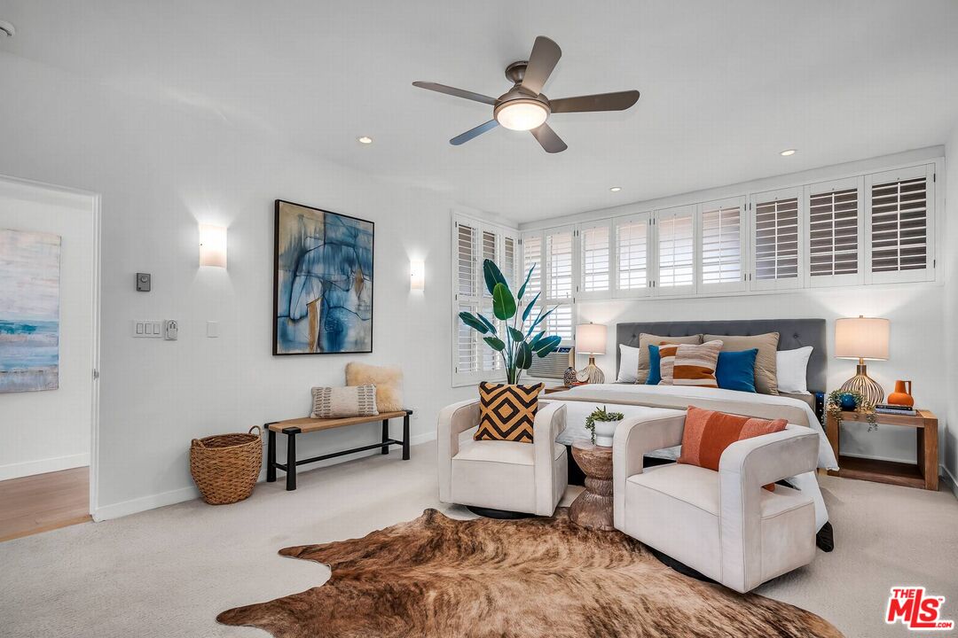 1 Spinnaker St Unit: 8