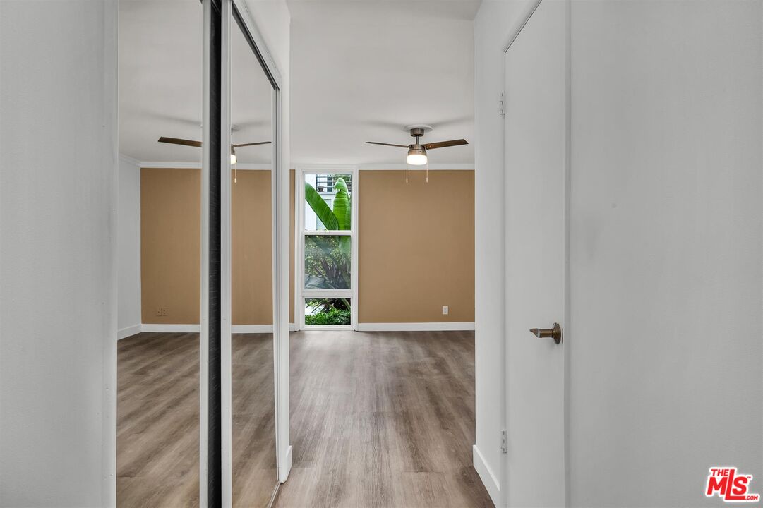 30 Driftwood St Unit: 2