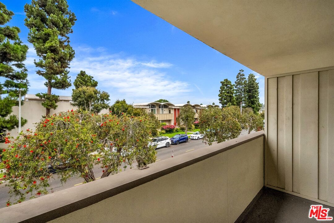 4745 La Villa Marina Unit: D