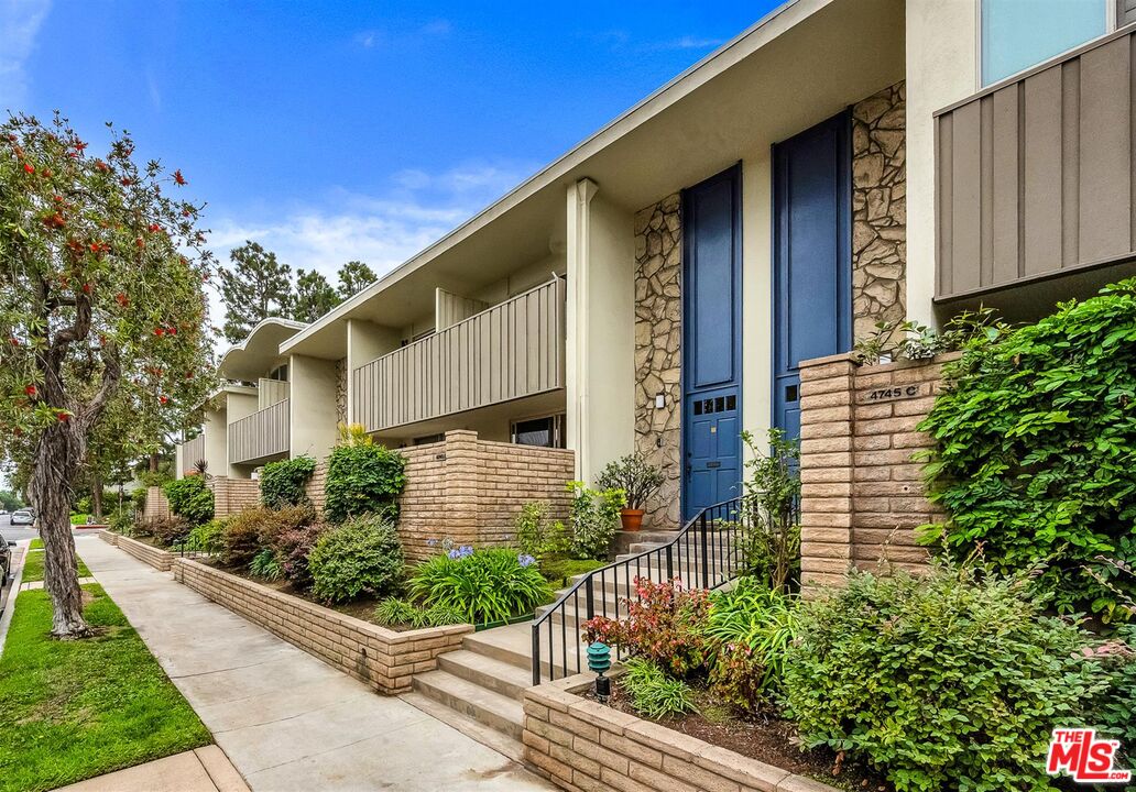 4745 La Villa Marina Unit: D