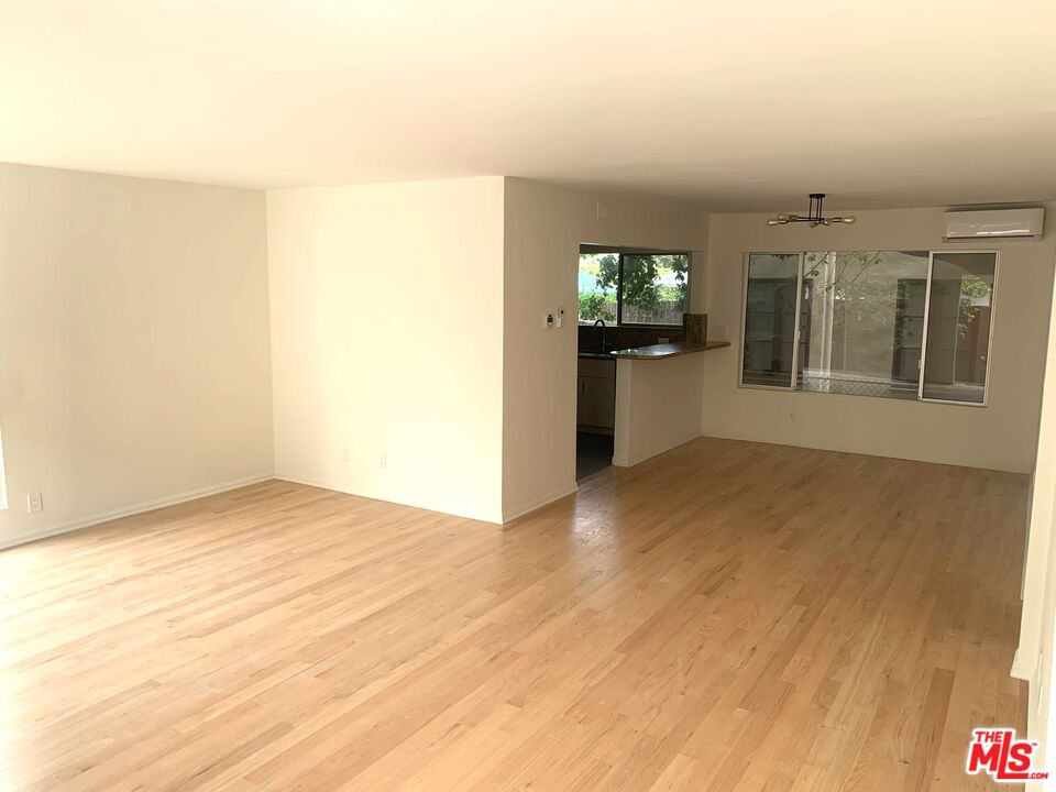 638 Lincoln Blvd Unit: 1