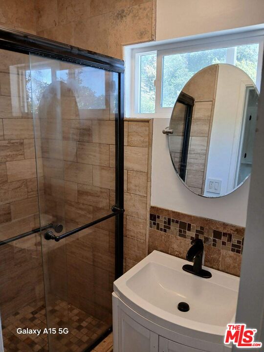 579 E Fairview Blvd Unit: 1