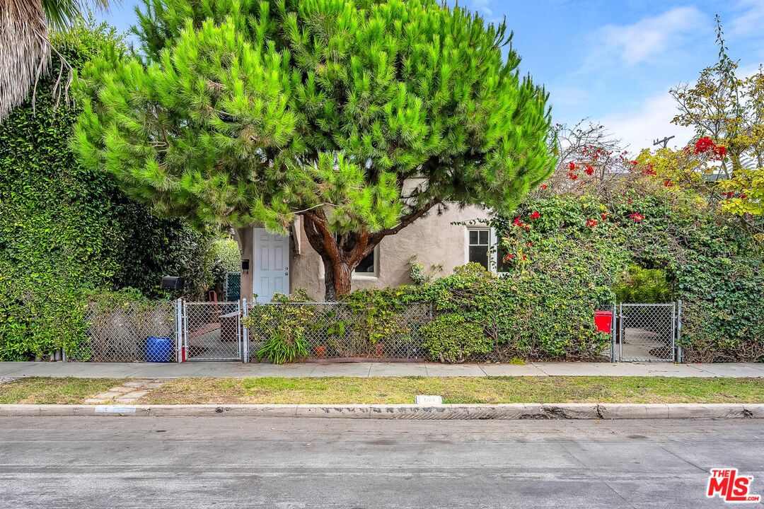 708 Boccaccio Ave
