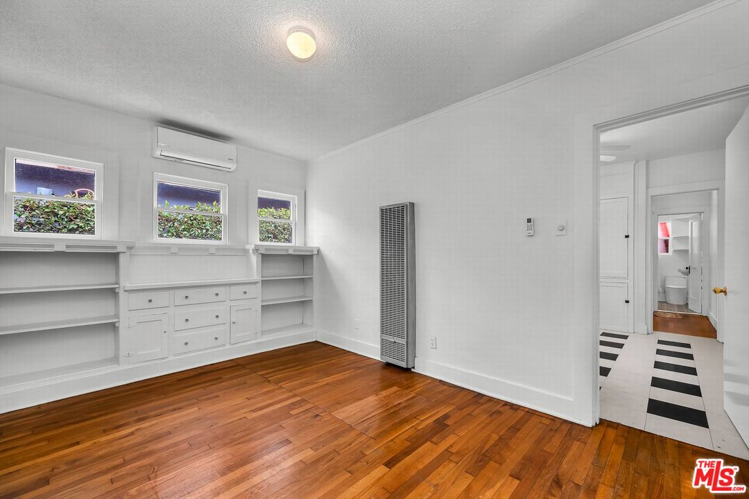 708 Boccaccio Ave