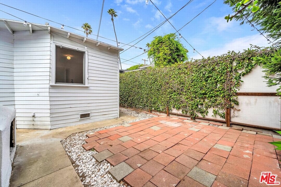 708 Boccaccio Ave