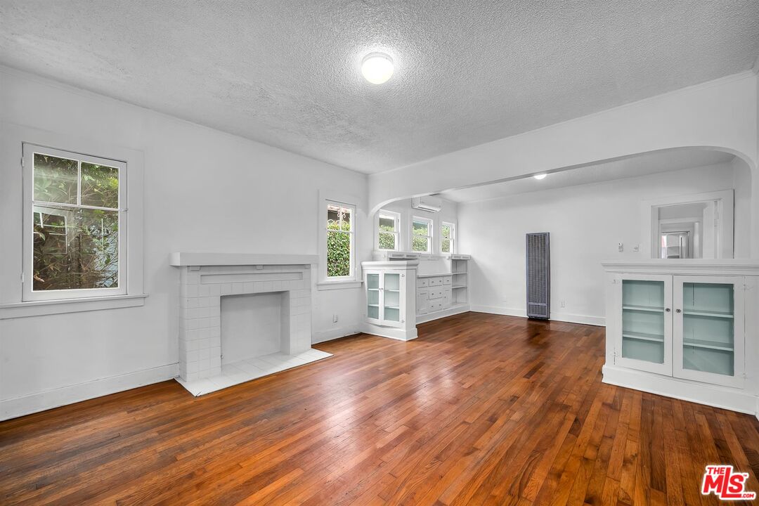 708 Boccaccio Ave
