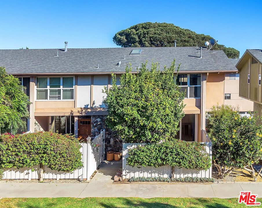 5215 S Sepulveda Blvd Unit: 18D