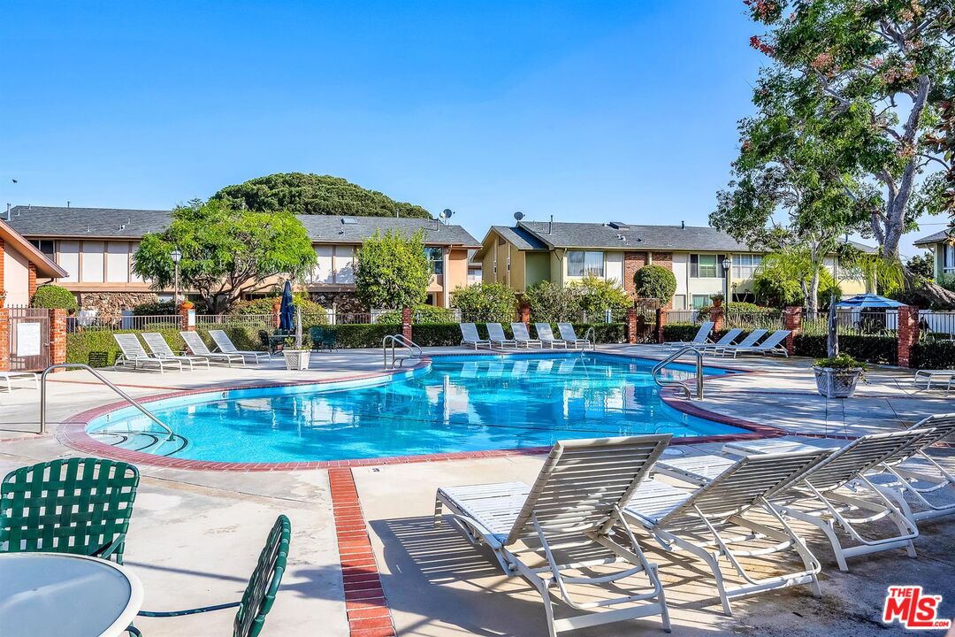 5215 S Sepulveda Blvd Unit: 18D