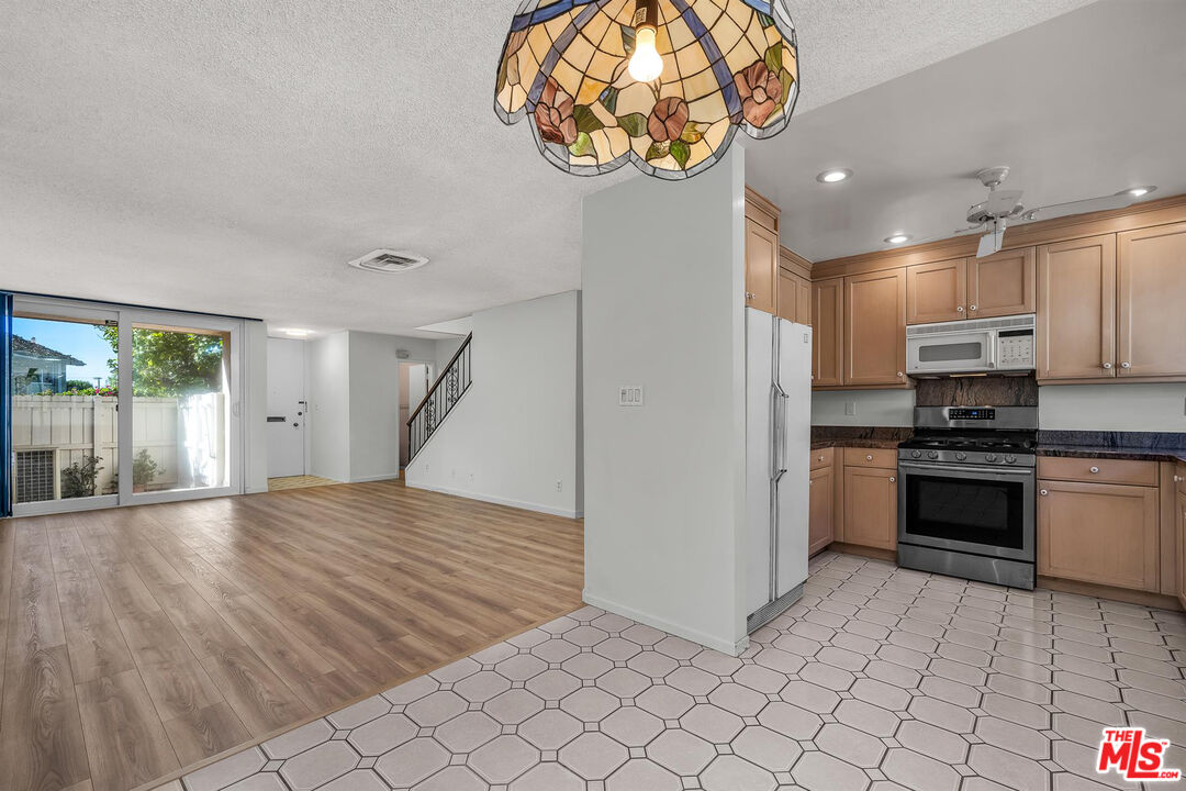 5215 S Sepulveda Blvd Unit: 18D