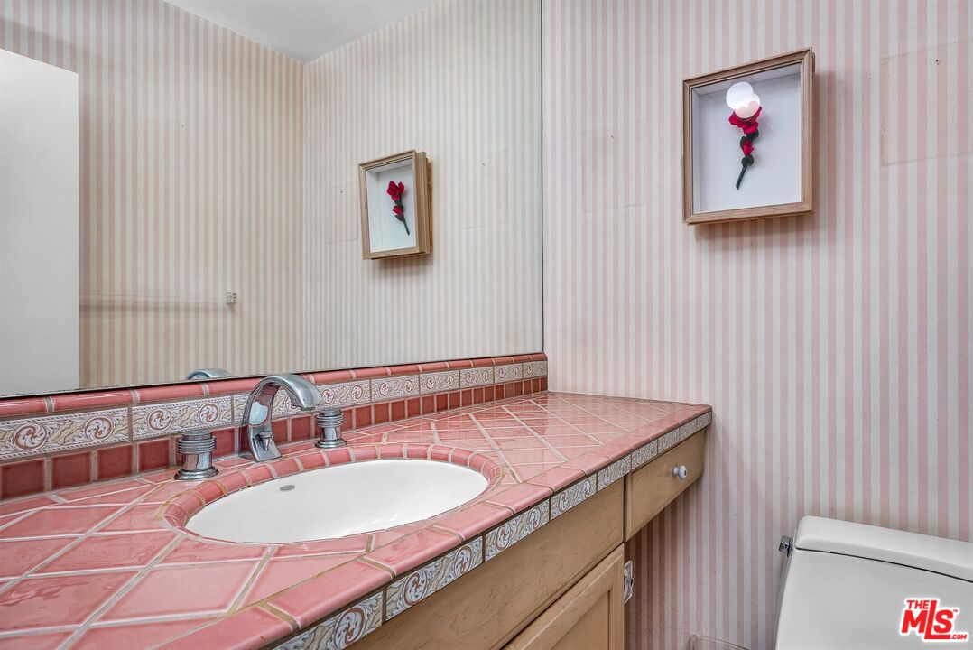 5215 S Sepulveda Blvd Unit: 18D