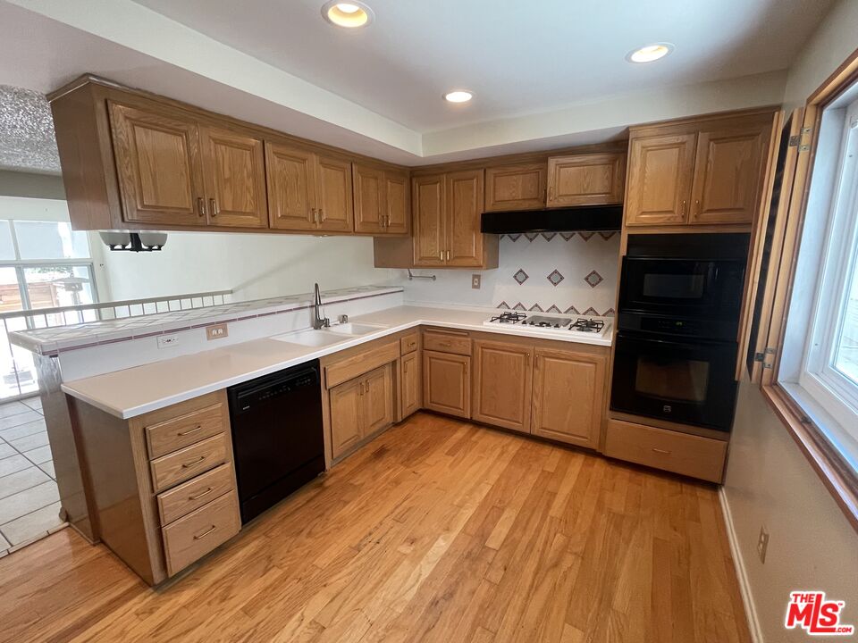4732 La Villa Marina Unit: 2